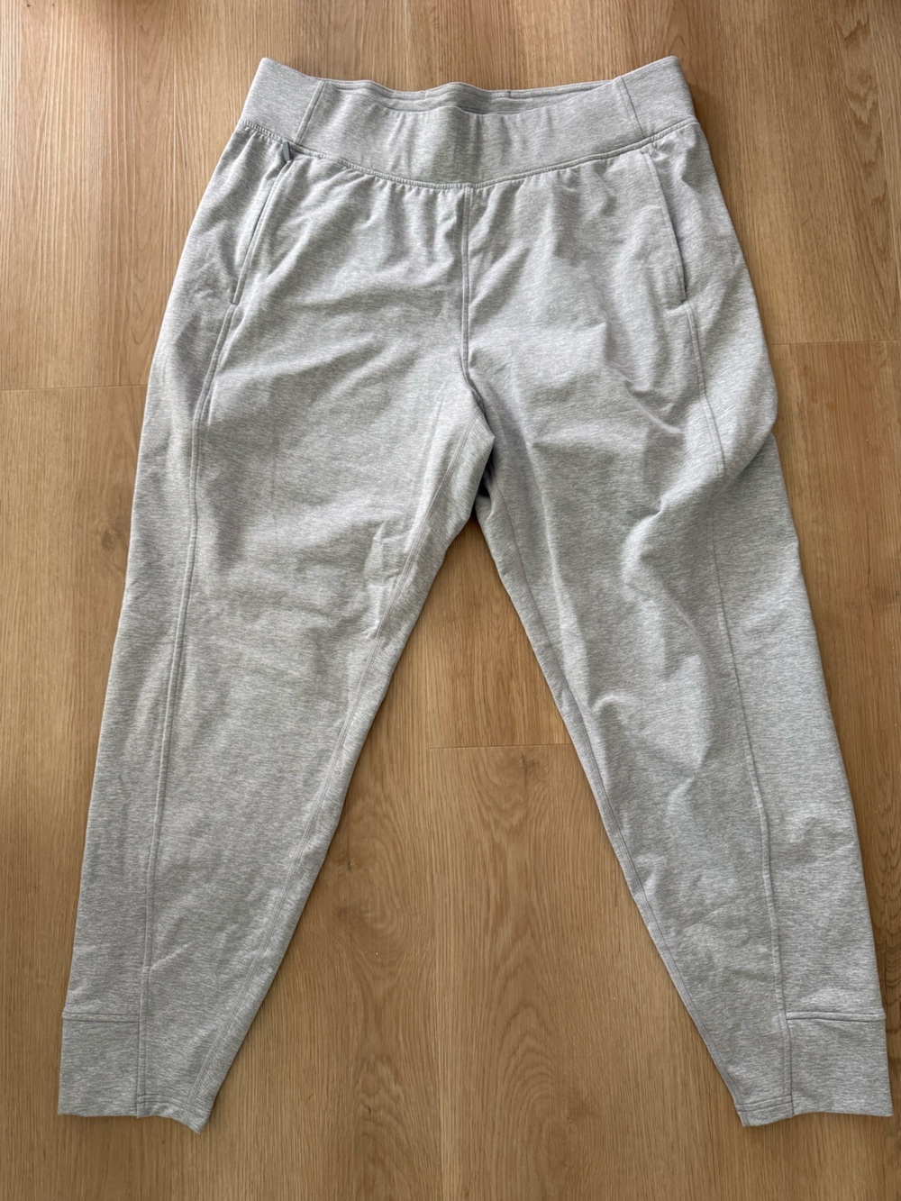NWOT lululemon it’s rulu run fleece high-rise Joggers size 14